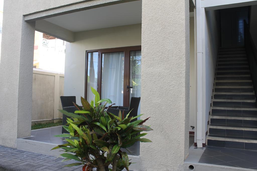 Grand Bay Suites Exterior photo